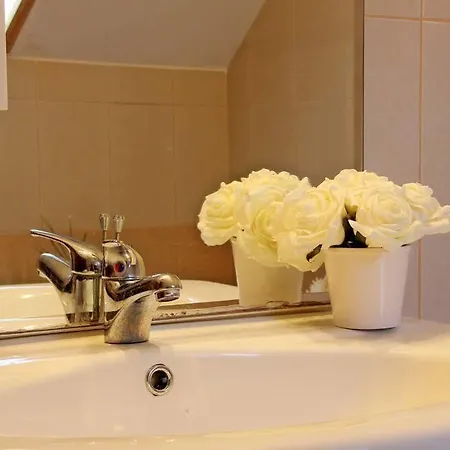 Szálloda Varszallo Apartman Gyula
