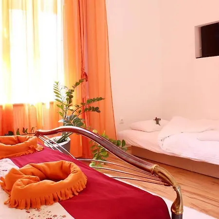Varszallo Apartman Szálloda Gyula
