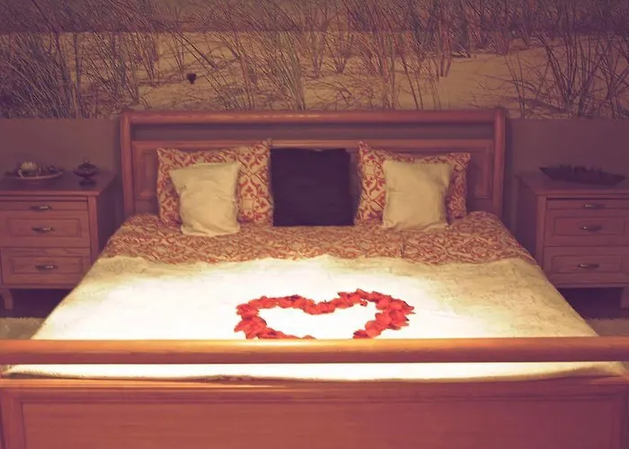 Varszallo Apartman Hotel Gyula