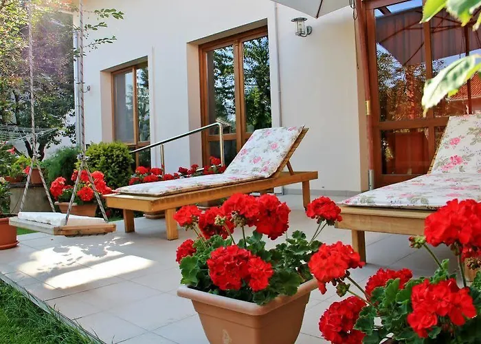 Varszallo Apartman Дьюла